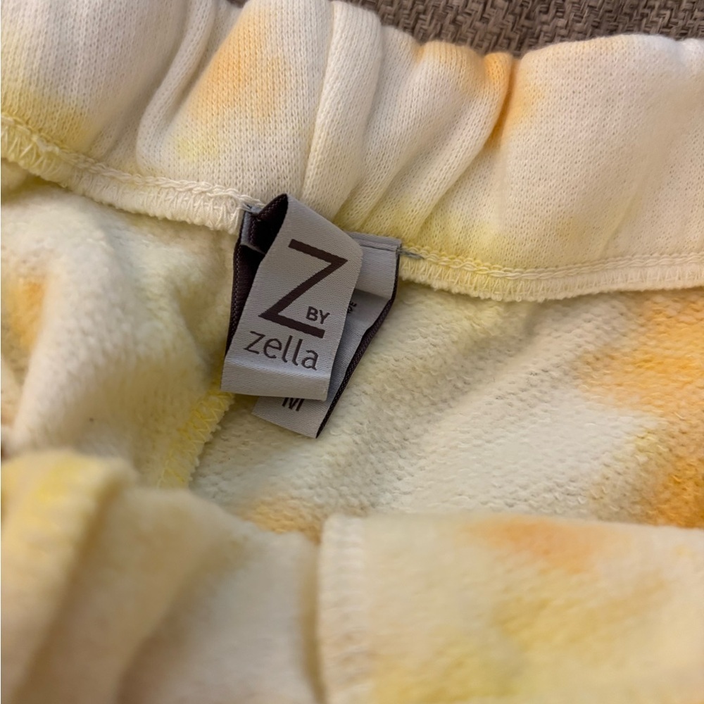 Zella Yellow Tie-Dye Lounge Shorts NWT sz M - Picture 5 of 5